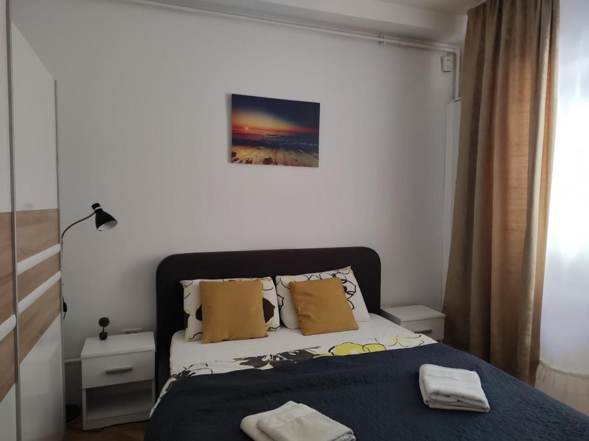 Nice Studio In Old Town Bucharest Luaran gambar