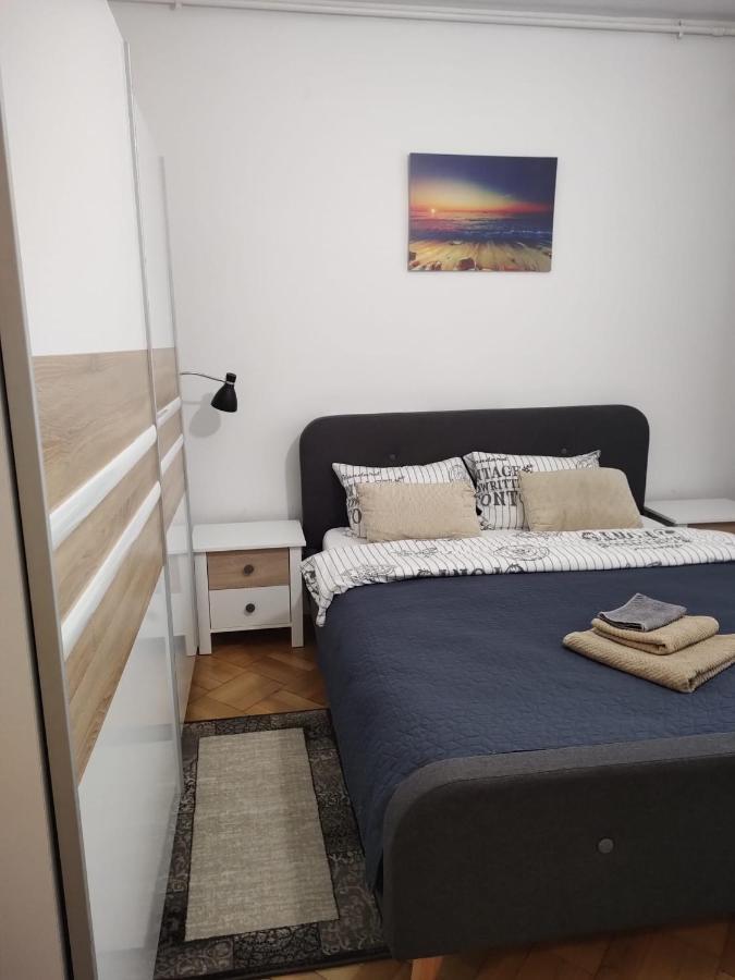 Nice Studio In Old Town Bucharest Luaran gambar